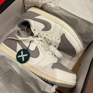 Brand new verified Jordan 1 Low OG